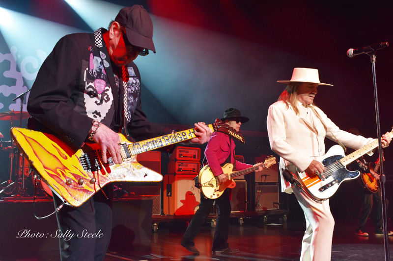 CHEAP TRICK INVADES VEGAS! – Vegas Rocks Magazine